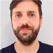 Profesor en biología con una mirada integral sobre el resto de las ciencias y un enfoque liberador que permitirá a los/as estudiantes construir conocimientos significativos